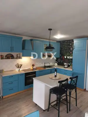 Wohnung 131 m², Novi Vinodolski - 2 Wohnungen, Meerblick - 2