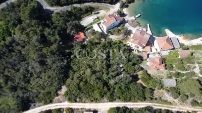 Građevinsko zemljište 1.650 m², Savar - 2. red do mora - 3