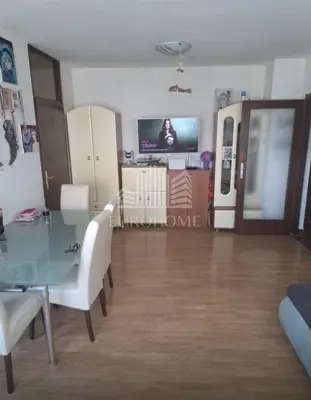 Apartment 63 m², Malešnica, view and loggia - 6