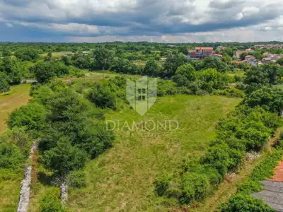 Land plot 351 m², Svetvinčenat - flat and regular in shape - 3