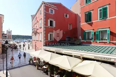 Apartment 50 m², Rovinj - center of the old town core