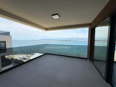 Apartmani, Privlaka - prvi red do mora i pogled na zaljev