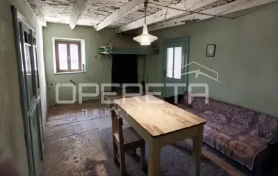 Steinhaus 120 m², Peruški - zur Renovierung - 10