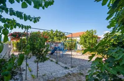 Haus 150 m², Sutivan auf Brač, Pool und offener Meerblick - 17