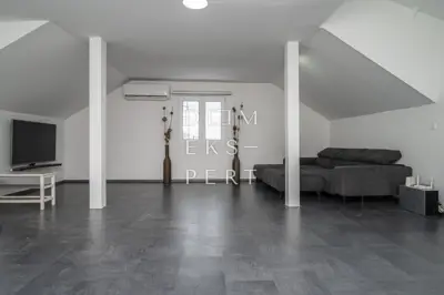 Gewerbeimmobilie zur Miete in Bukovec Zelinski, 237,8 m² - 4