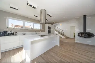 Haus, Novigrad, Istarska - ruhige Lage und beheizter Pool - 8