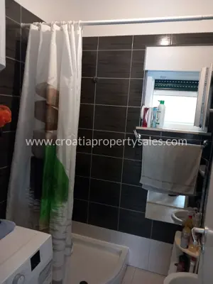 Apartment, Brač Island, close to the sea and the center with sea view - 5