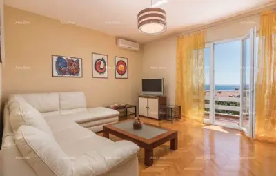 An einem sehr ruhigen Ort mit Blick auf das Meer, Rabac, steht ein Haus mit drei Wohnungen zum Verkauf - 7