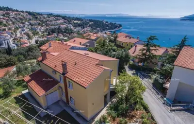 An einem sehr ruhigen Ort mit Blick auf das Meer, Rabac, steht ein Haus mit drei Wohnungen zum Verkauf - 3