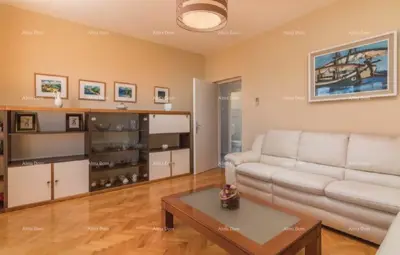 An einem sehr ruhigen Ort mit Blick auf das Meer, Rabac, steht ein Haus mit drei Wohnungen zum Verkauf - 10