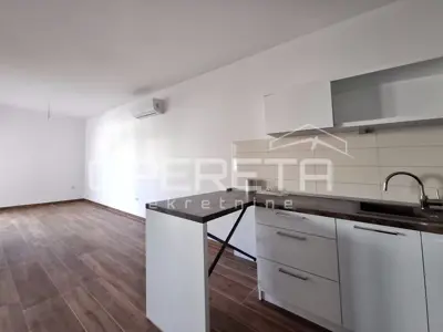 Stan 82 m², Čiovo - prvi red do mora - 13