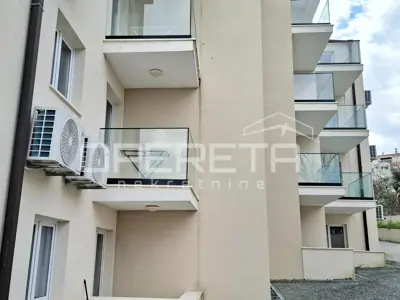 Stan 82 m², Čiovo - prvi red do mora - 19