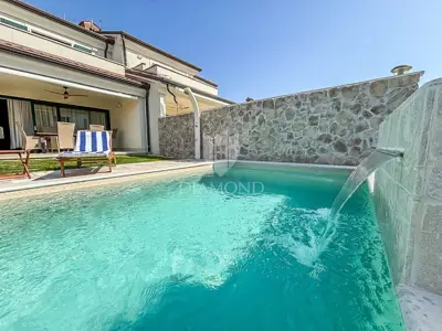 Kuća 250 m², Savudrija - bazen i 150 m od plaže - 3