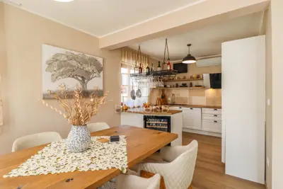 Kuća 250 m², Savudrija - bazen i 150 m od plaže - 6