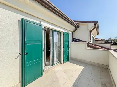 Kuća 250 m², Savudrija - bazen i 150 m od plaže - 17