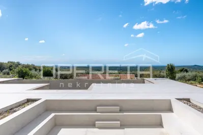 Villa 254 m², Sveti Lovreč - sea view - 8