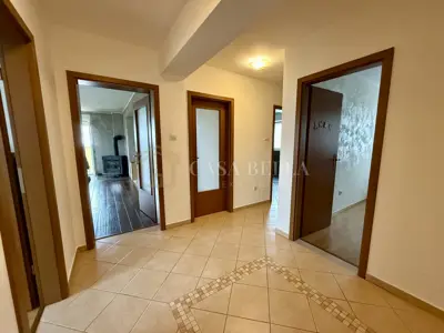 Haus 435 m², Kastav Brnčići - Gewerberaum und Gartenanlage - 2