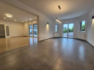 Šestine, urbana obiteljska vila 400 m², okućnica 1300 m² - 5