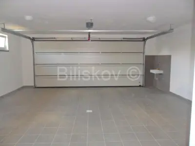 Šestine, urbana obiteljska vila 400 m², okućnica 1300 m² - 21