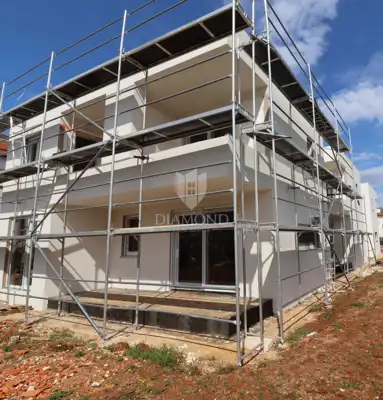 Haus zum Kauf in Poreč, 110 m²