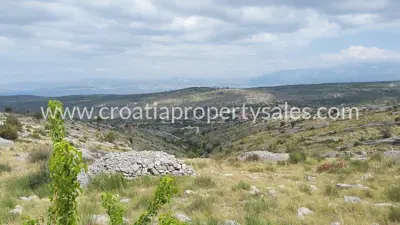Grundstück, Brač, 14.400 m², 87.000 € - 8