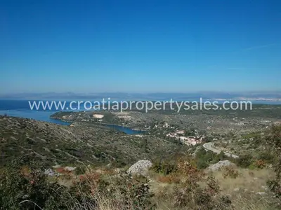 Grundstück, Brač, 14.400 m², 87.000 € - 4