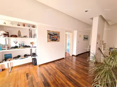 Banjole, nova, moderna samostojeća vila.