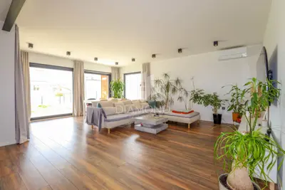 Haus 134 m², Rovinj - moderne ebenerdige Immobilie in ruhiger Siedlung - 3