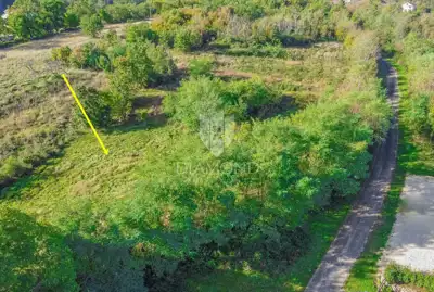 Building plot 1,413 m², Grožnjan - quiet location