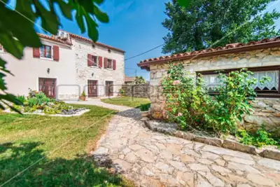 Stone house 175 m², Filipana - peaceful surroundings and privacy - 3
