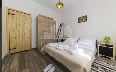 Vila 300 m², Ždrelac na Pašmanu, 50 m od mora - 12