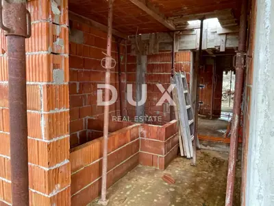 Haus 157 m², Sošići - 4 Schlafzimmer, 2 Badezimmer - 14