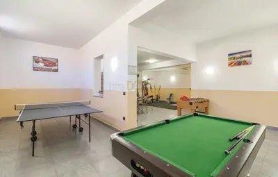Vila 327 m², Jadreški - bazen i okućnica - 17