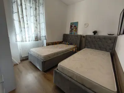 - Pula Centar blizina Arene, adaptiran stan 2ss - - 11