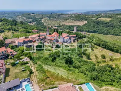 Land 592 m², Momjan - open view of nature - 2