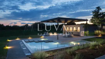 Villa 360 m², Bale - designer luxury and wellness zone - 22
