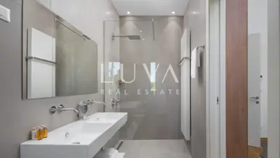 Villa 360 m², Bale - designer luxury and wellness zone - 19