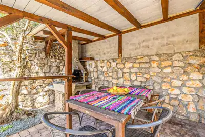 Kuća 172 m², Linardići - pogled na more i bazen - 16