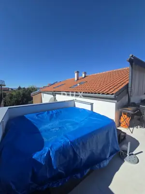 Kuća 150 m², Selce - pogled na more i bazen - 22