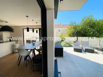 Wohnung 107 m², Insel Brač - 200 m vom Meer - 8