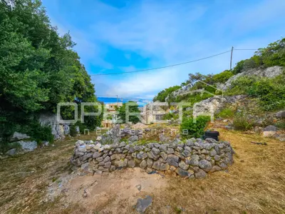 Građevinsko zemljište 801 m², Zastražišće - prvi red do mora - 2