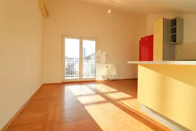 Apartment 45 m², Trešnjevka - Sjever, balcony and open-space living area - 2