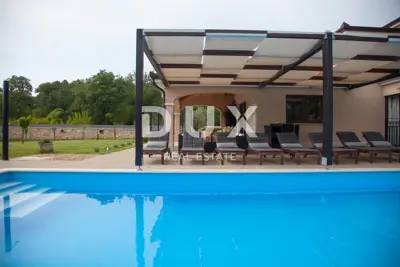 Villa 385 m², Rovinj - 4 Schlafzimmer und Pool - 5