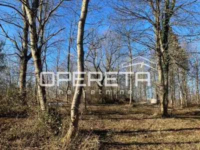 Grundstück 40.426 m², Cerovac Barilovićki - an der Mrežnica und der Korana