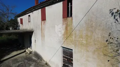 Kuća za adaptaciju, Pićan-Zajci, privatnost i pogled na dolinu - 4