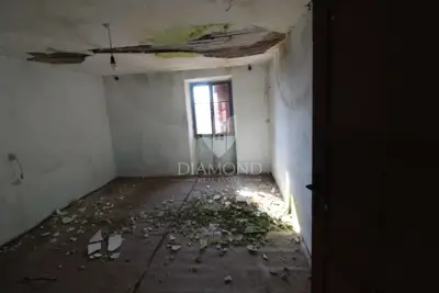Kuća za adaptaciju, Pićan-Zajci, privatnost i pogled na dolinu - 16