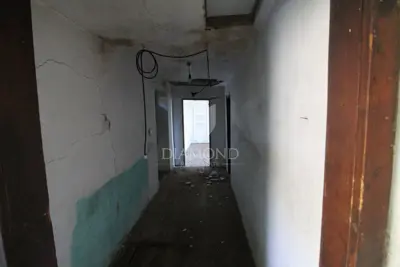 Kuća za adaptaciju, Pićan-Zajci, privatnost i pogled na dolinu - 14