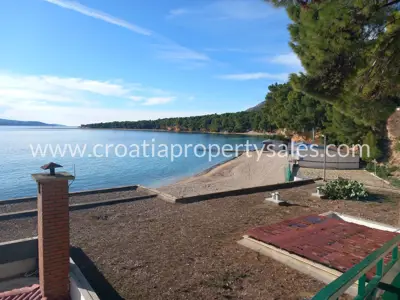 Kuća 100 m², Otok Brač - blizu centra i mora - 11
