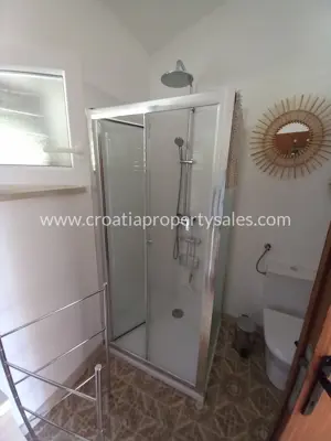 House 100 m², Otok Brač - near the center and the sea - 9