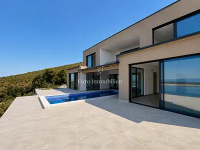 Vila u Dramlju, panoramski pogled na more i grijani bazen